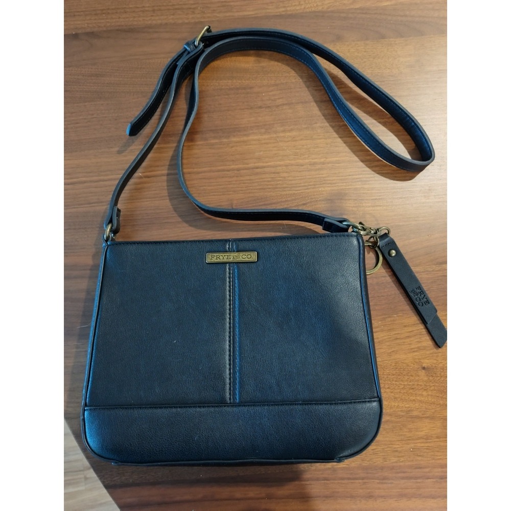 Frye and Co.‎ Classic Crossbody Bag Black Faux Leather Zip Closure